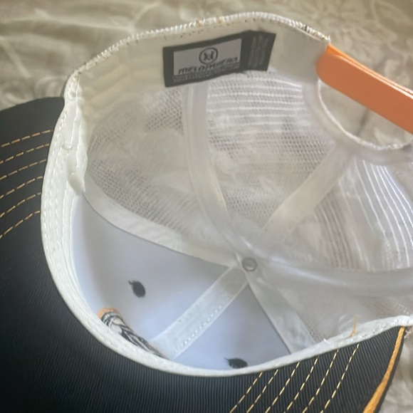 Harley Davidson Snapback Hat - Picture 3 of 4